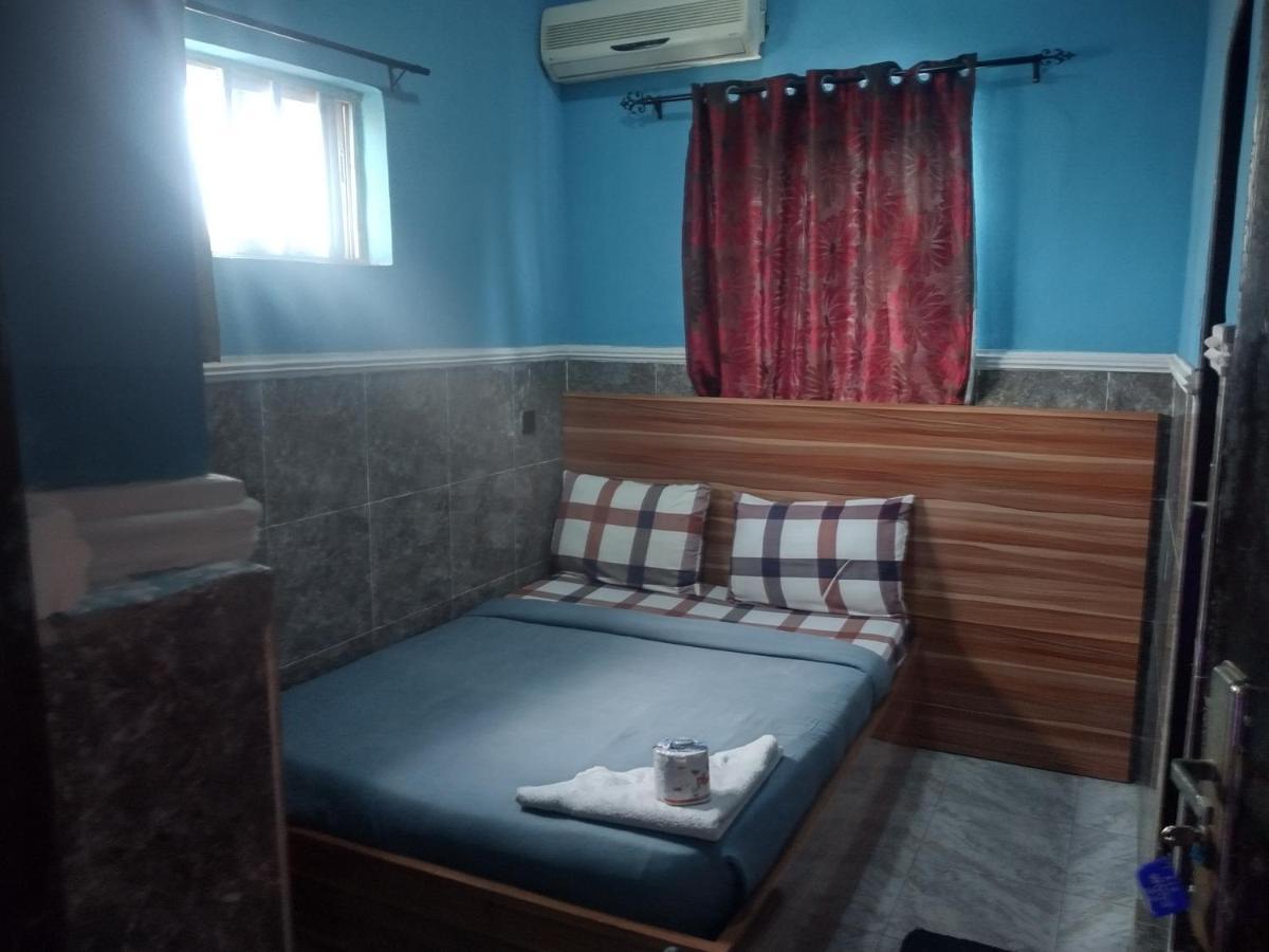 Prince Bella Hotel Ikotun Exterior photo